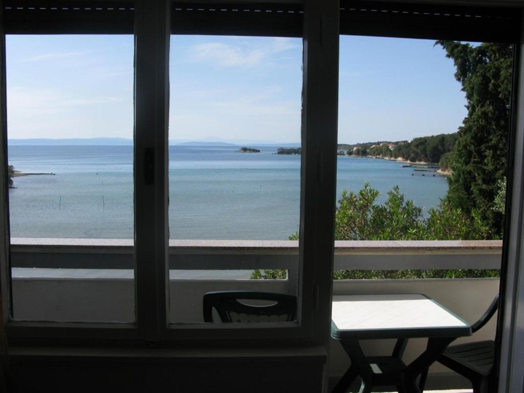 Apartment Riko - Accomodation "With" The Adriatic Sea Kampor Bagian luar foto