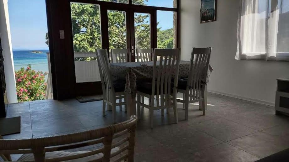 Apartment Riko - Accomodation "With" The Adriatic Sea Kampor Bagian luar foto