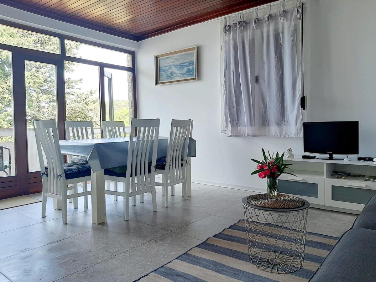 Apartment Riko - Accomodation "With" The Adriatic Sea Kampor Bagian luar foto